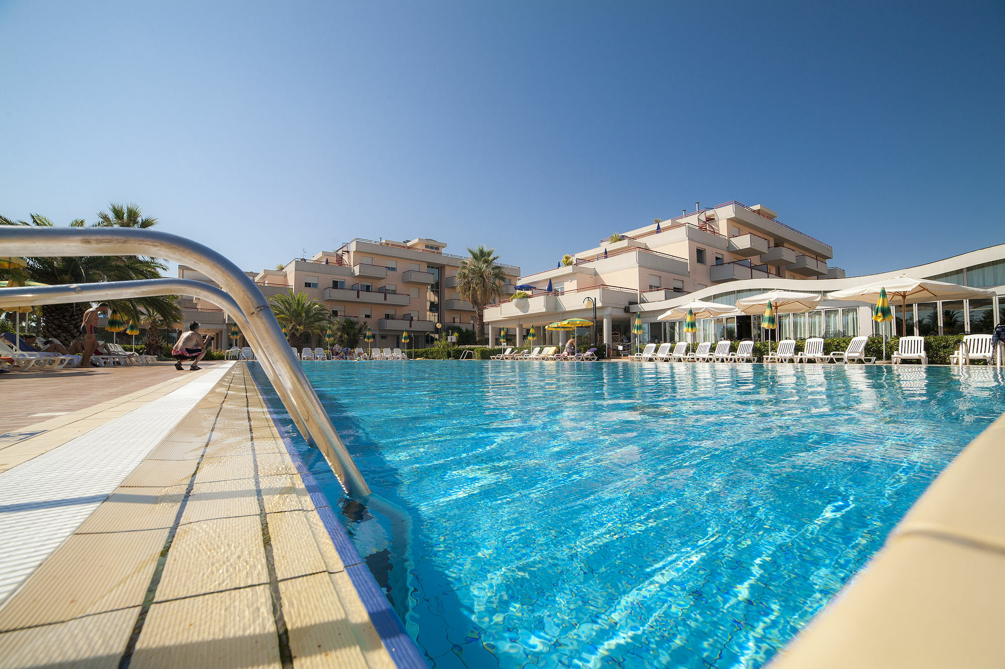 Ihr Residence Hotel Le Terrazze Grottammare Eksteriør bilde