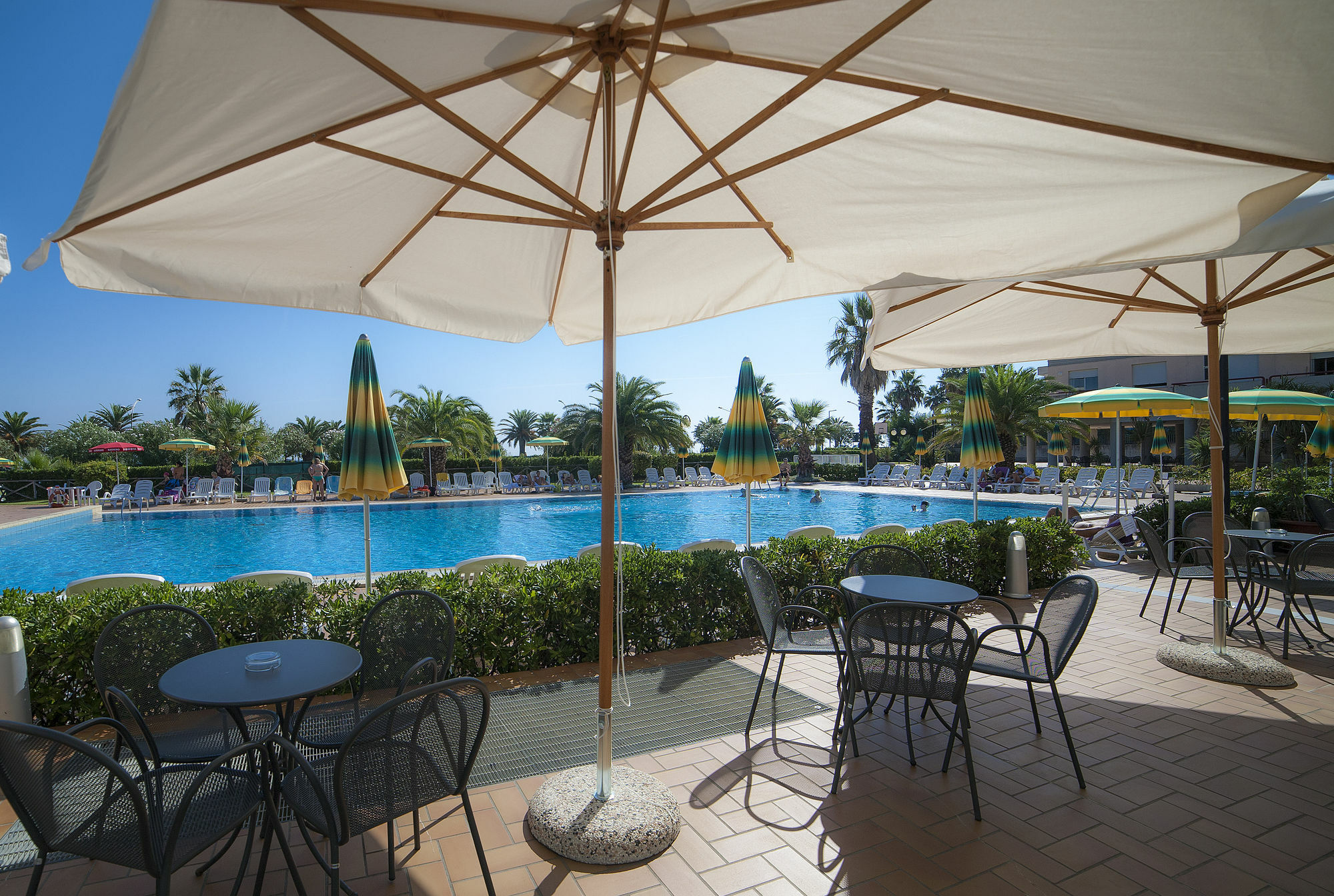 Ihr Residence Hotel Le Terrazze Grottammare Eksteriør bilde